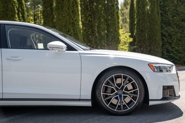 Used 2020 Audi A8 L 4.0T w/ Sport Plus Package image 14
