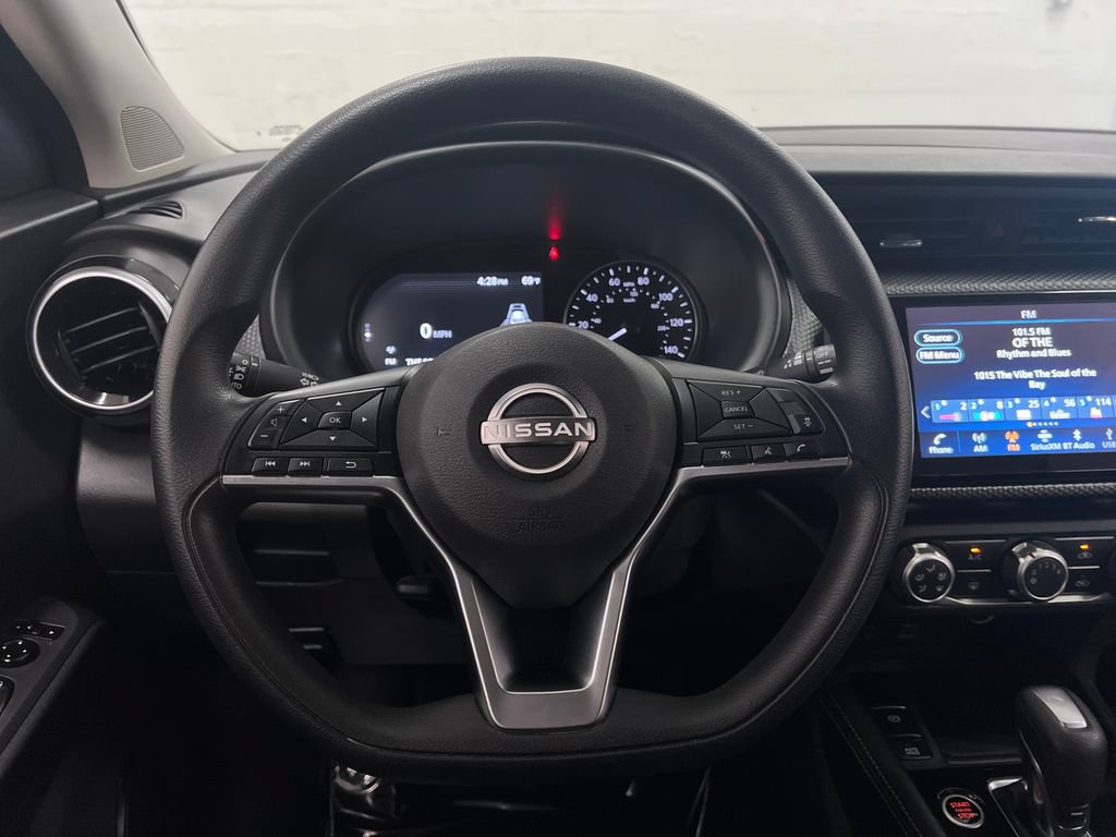 Used 2024 Nissan Kicks SV FWD image 15