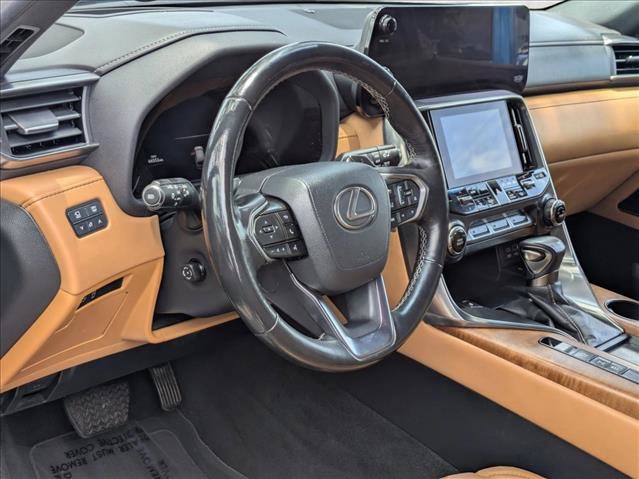 Used 2023 Lexus LX 600 4WD w/ Appearance Package image 10