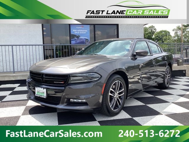 Used 2019 Dodge Charger SXT w/ Cold Weather Package