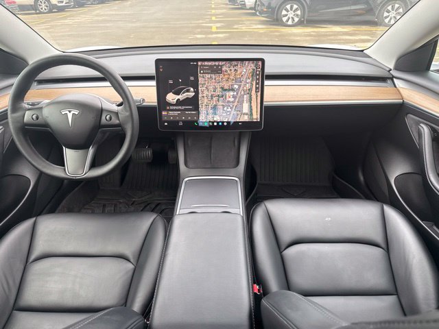 Used 2021 Tesla Model 3 Standard Range Plus RWD image 12