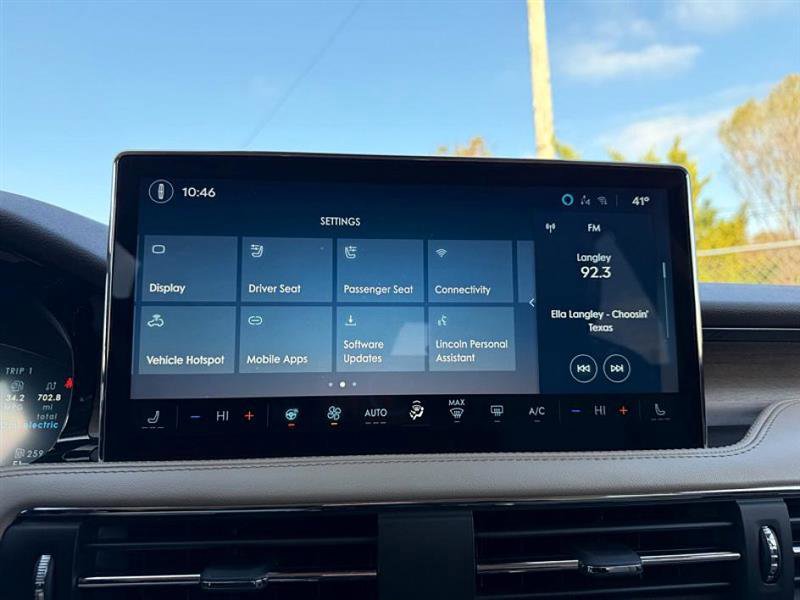 Used 2024 Lincoln Corsair Grand Touring w/ Equipment Group 301A image 29