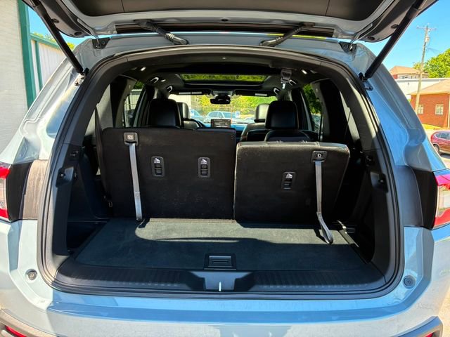 Used 2024 Honda Pilot TrailSport image 33