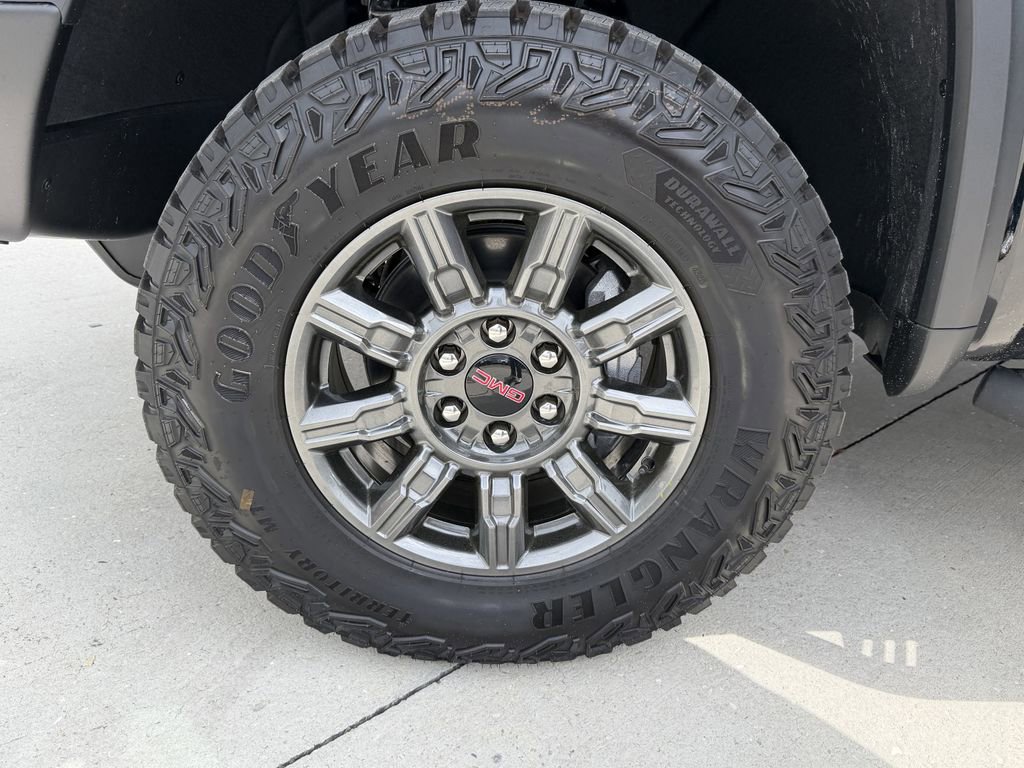 New 2026 GMC Sierra 1500 AT4X w/ LPO, Black Badging Package image 34