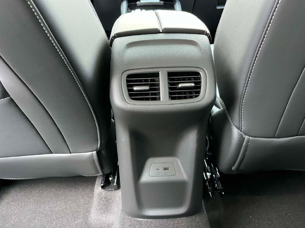 New 2026 Buick Envision Sport Touring AWD/4WD image 14