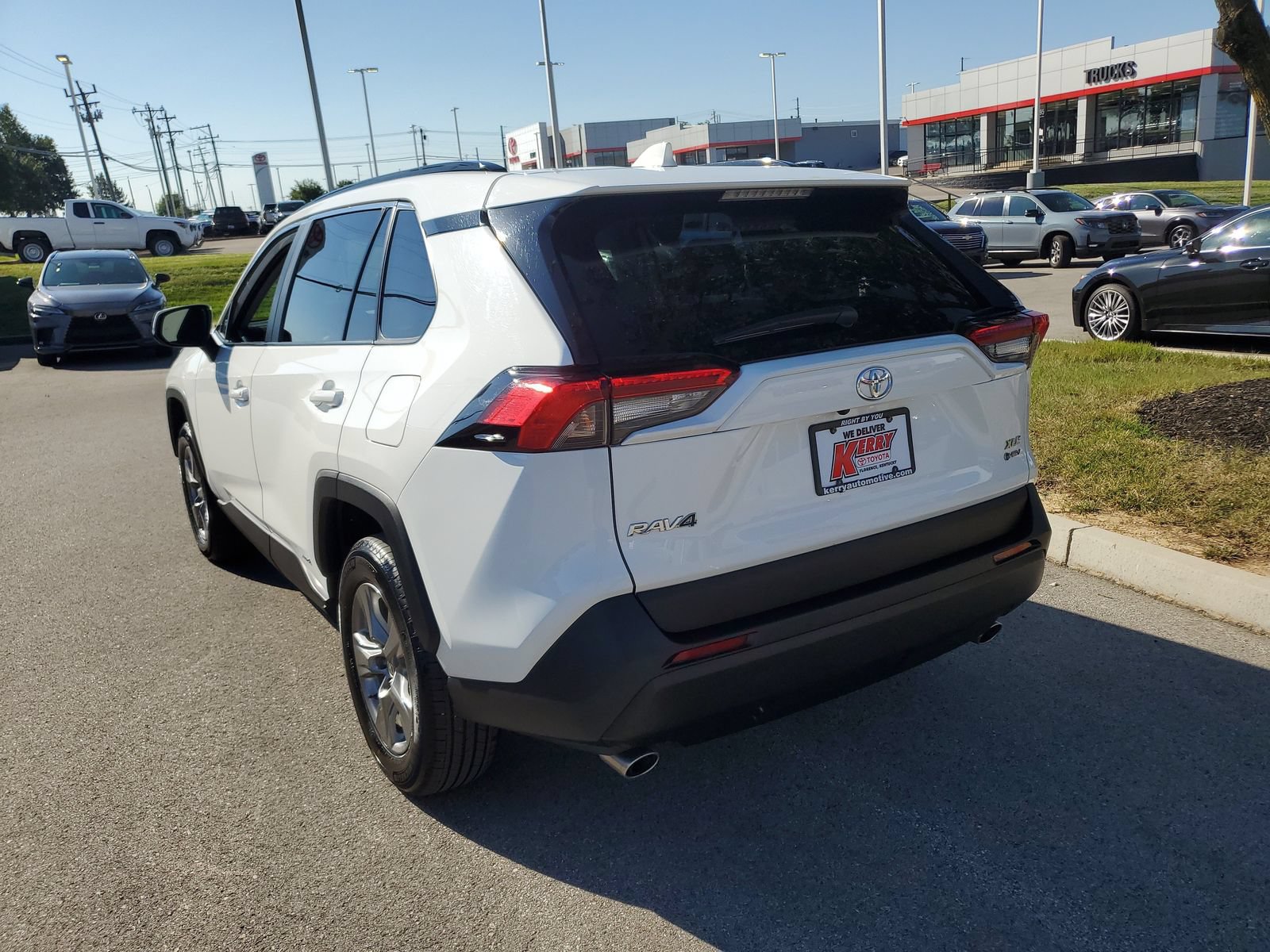 Certified 2025 Toyota RAV4 XLE AWD/4WD image 3