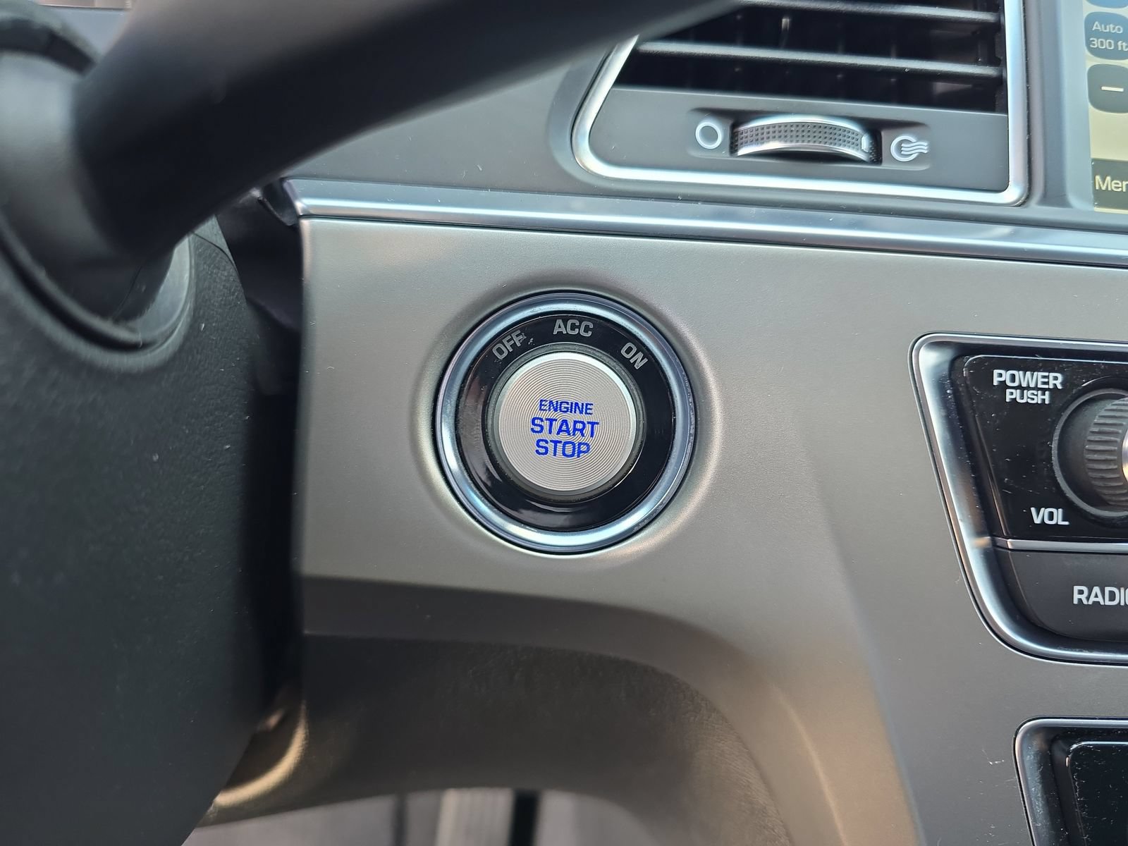 Used 2015 Hyundai Sonata Sport w/ Option Group 04 FWD image 24