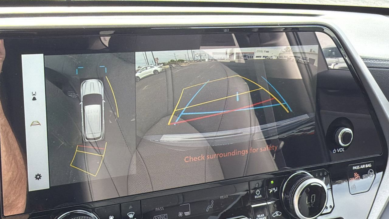 New 2026 Toyota Highlander Limited image 13