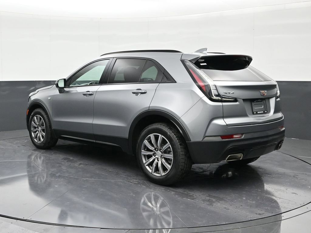 Used 2023 Cadillac XT4 Sport image 3