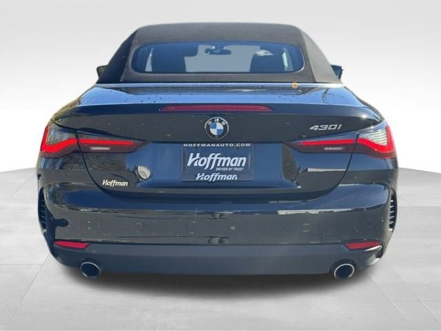 Used 2021 BMW 430i Convertible image 4