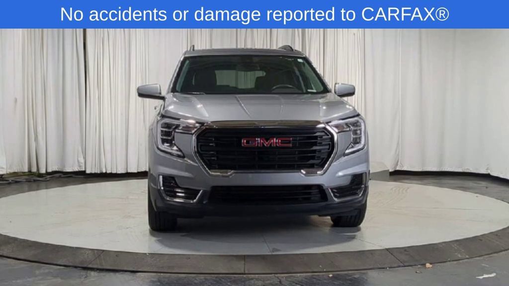 Used 2023 GMC Terrain SLE w/ Driver Convenience Package AWD/4WD image 3
