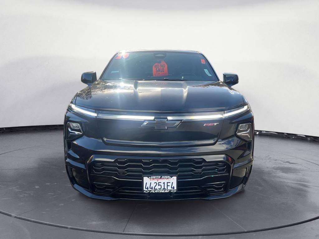 Used 2024 Chevrolet Silverado EV RST image 3