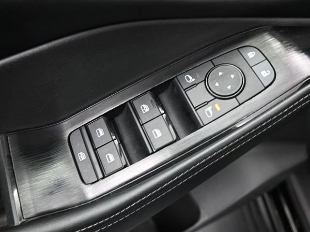 Used 2025 Nissan Rogue SV FWD image 13