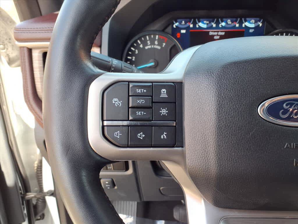 Used 2024 Ford Expedition Limited image 10