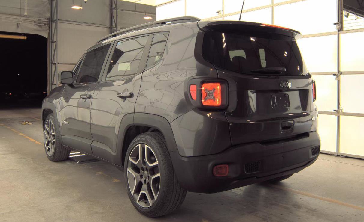 Used 2020 Jeep Renegade Latitude w/ Popular Equipment Group image 9