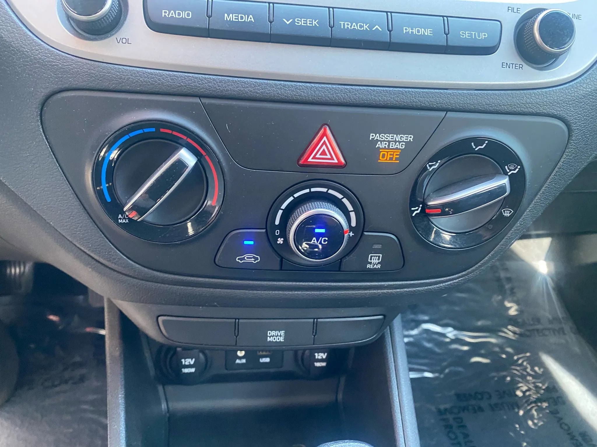 Used 2021 Hyundai Accent SE w/ Cargo Package image 16