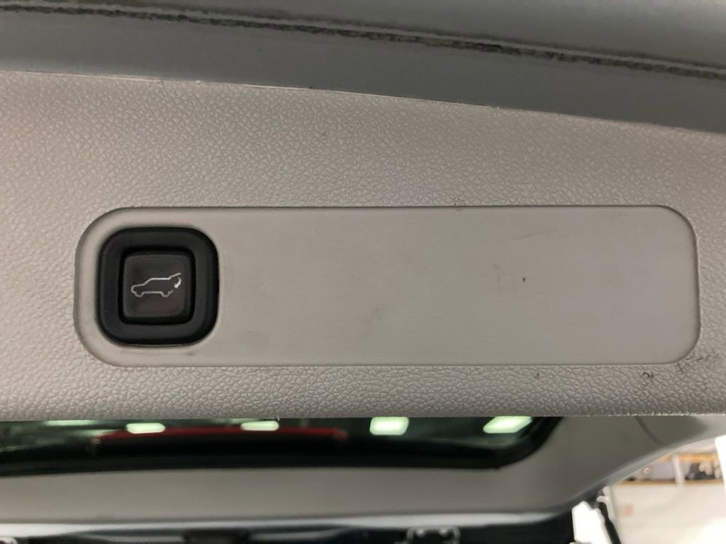 Used 2012 GMC Yukon XL 2500 SLT image 38