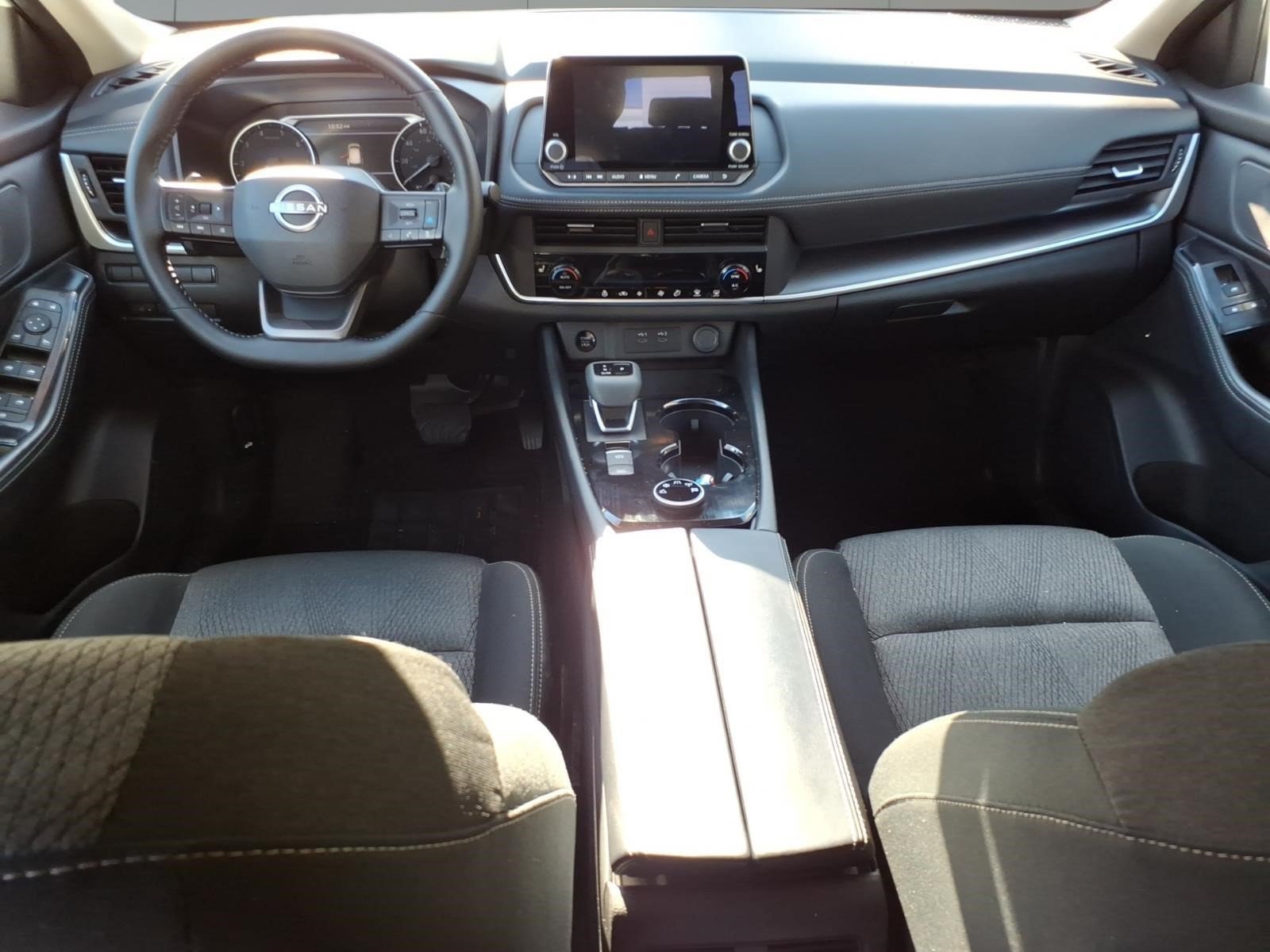 Used 2026 Nissan Rogue SV w/ Cold Weather Package AWD/4WD image 7