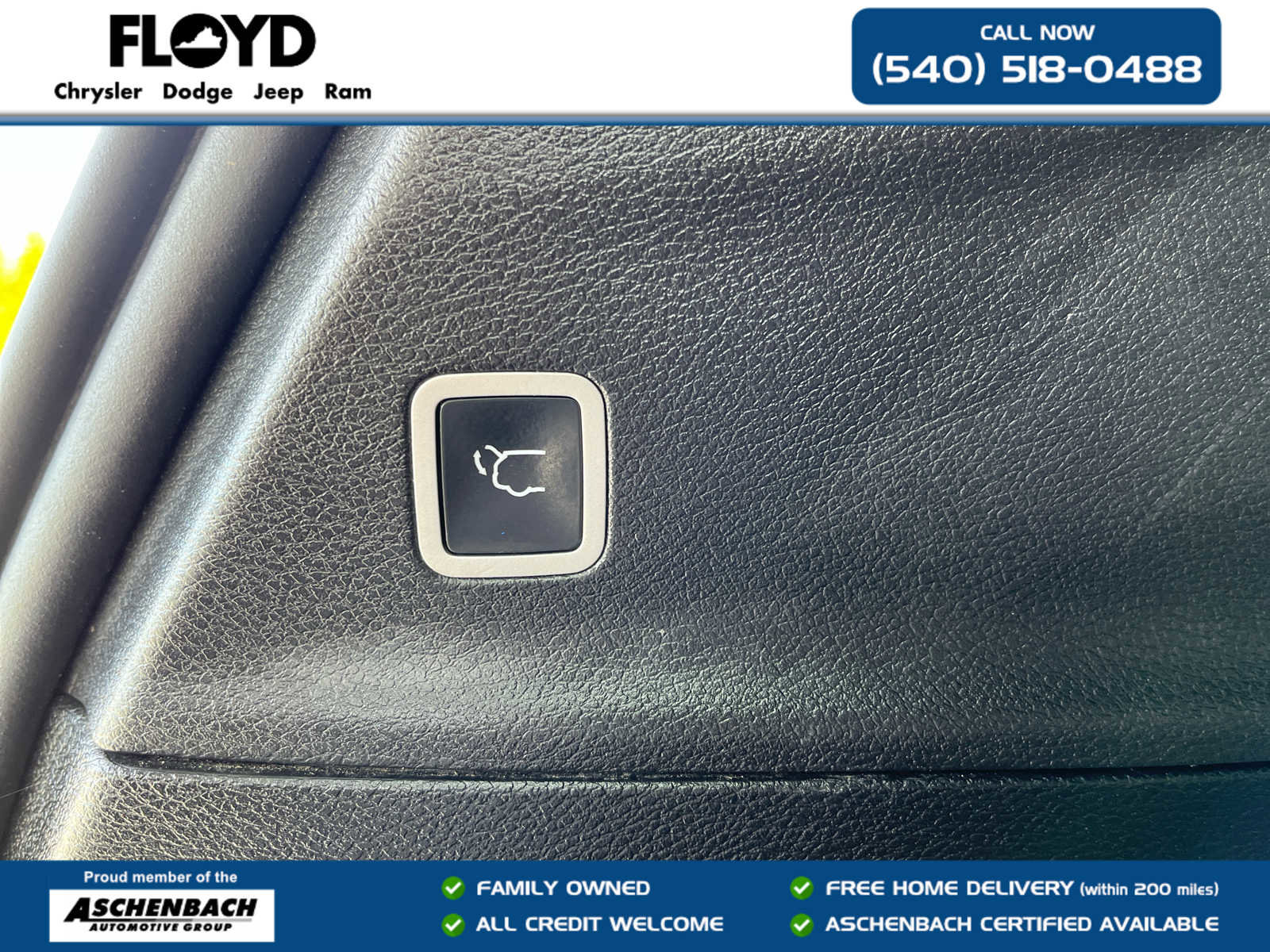 Used 2020 Chrysler Pacifica Touring-L w/ Advanced Safetytec Group image 31