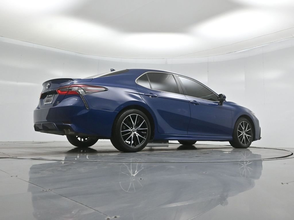 Used 2023 Toyota Camry SE w/ Cold Weather Package image 44