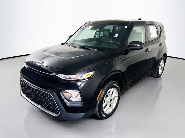 Used 2021 Kia Soul S image 3