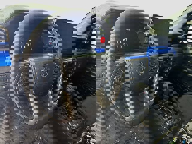 Certified 2025 Toyota Tacoma TRD Off-Road image 9