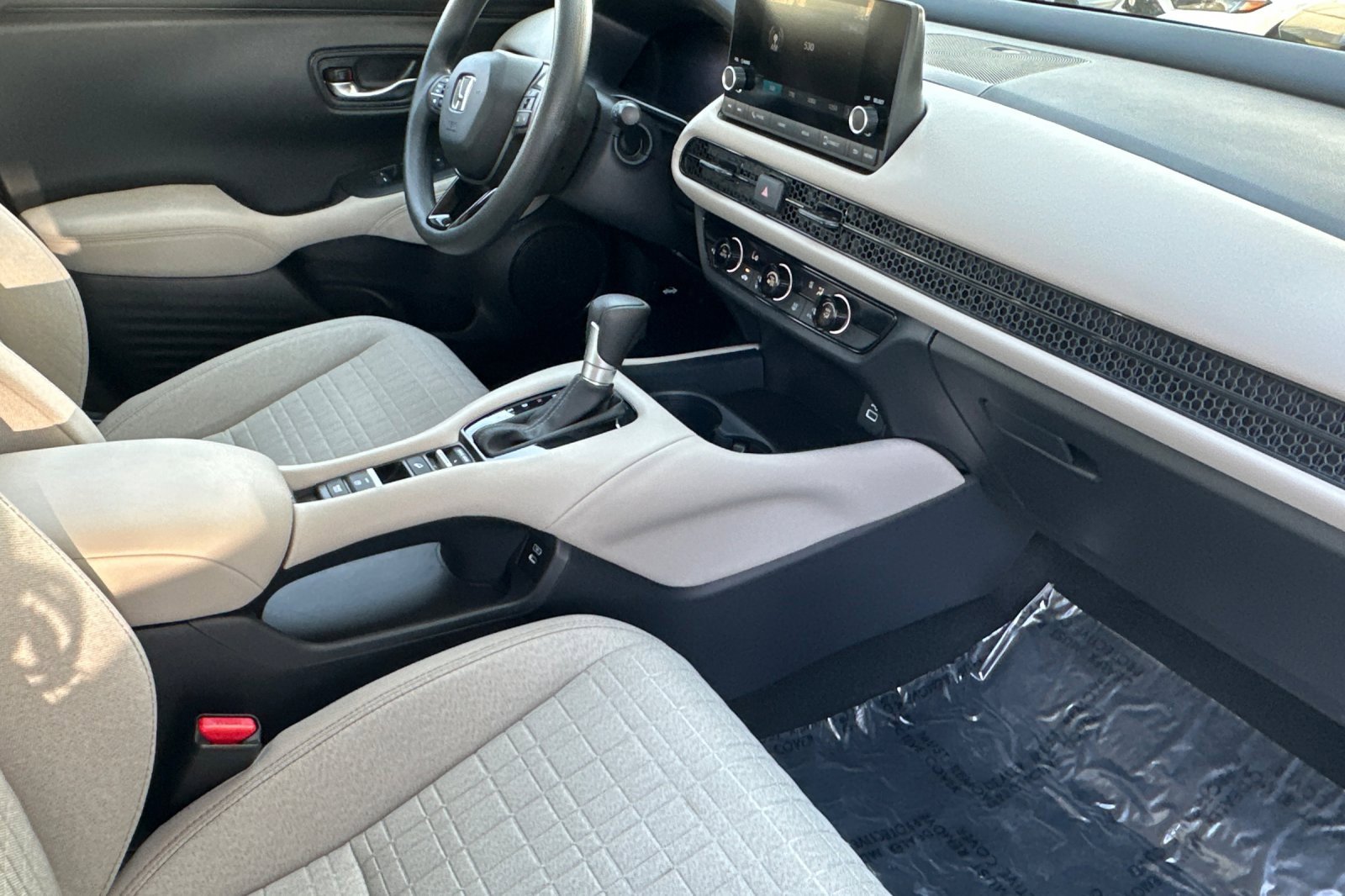 Certified 2025 Honda HR-V LX image 16