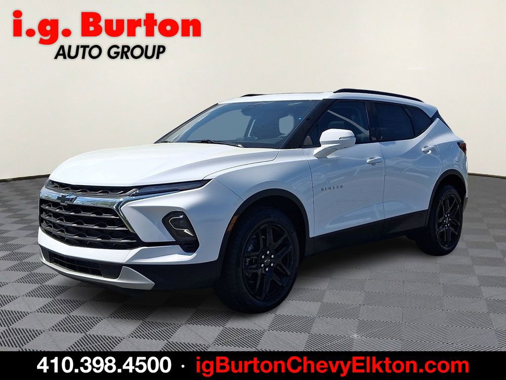 New 2026 Chevrolet Blazer LT w/ Sound & Technology Package AWD/4WD image 2