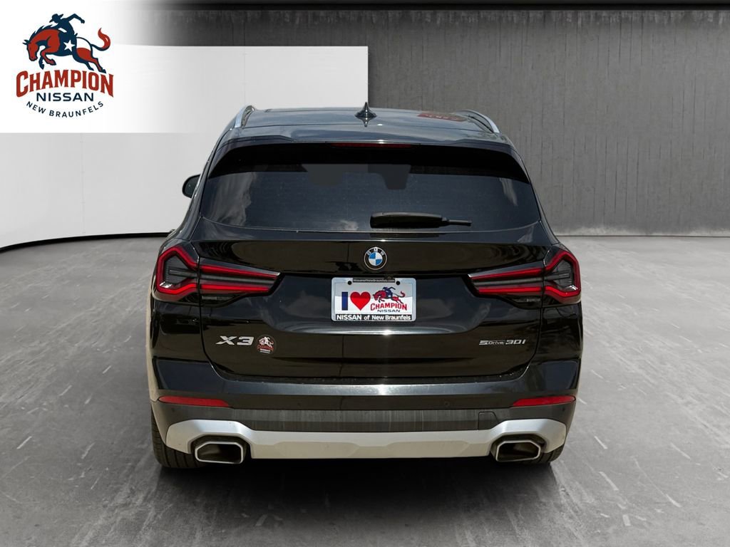 Used 2022 BMW X3 sDrive30i RWD image 4