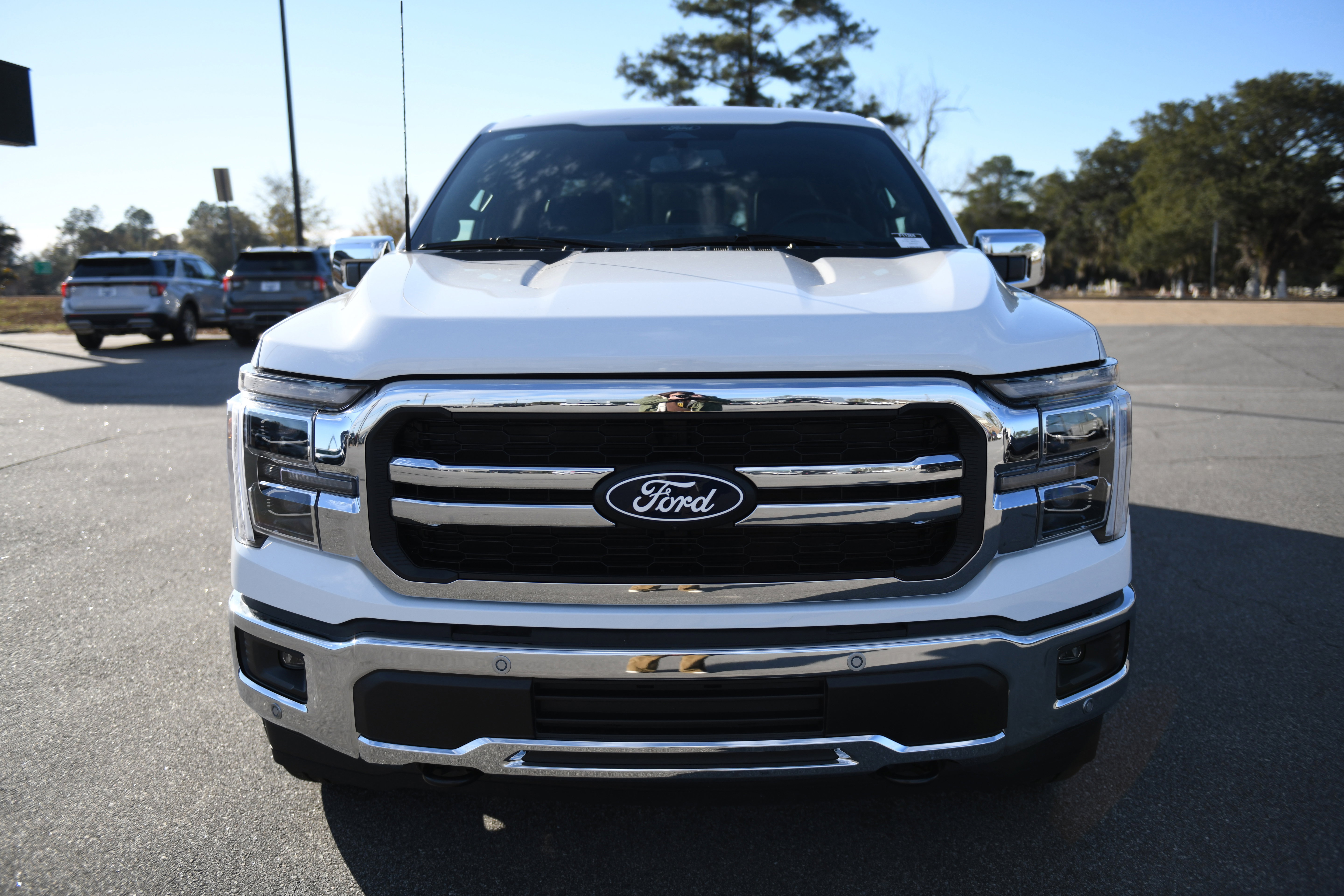 New 2026 Ford F150 Lariat w/ Equipment Group 501A Mid image 8