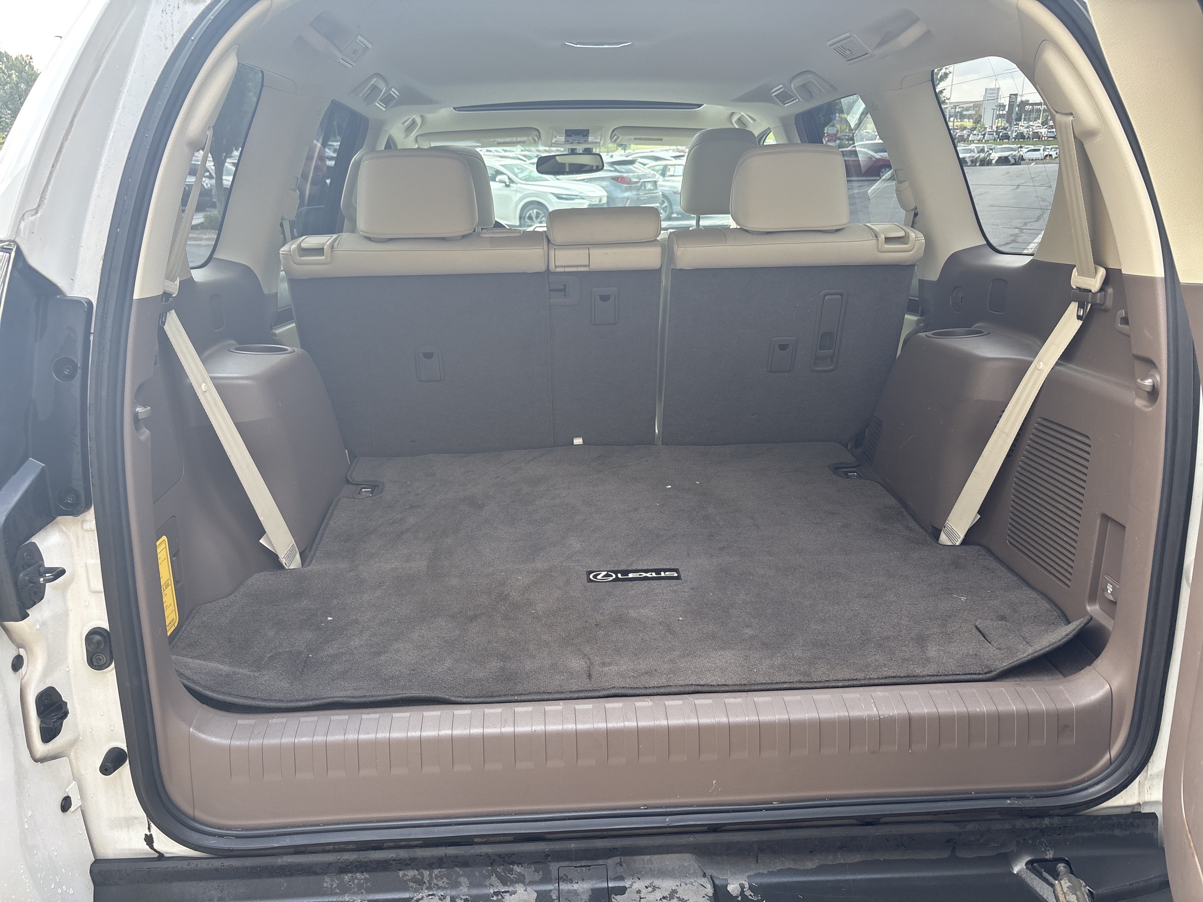 Used 2015 Lexus GX 460 w/ Premium Package AWD/4WD image 33