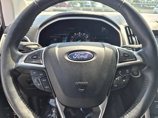 Used 2017 Ford Edge SEL w/ Equipment Group 201A AWD/4WD image 13