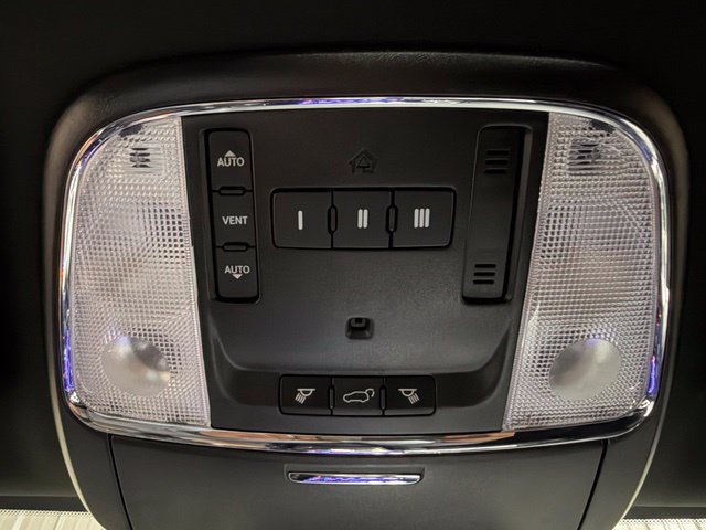 Used 2019 Jeep Grand Cherokee Altitude AWD/4WD image 43