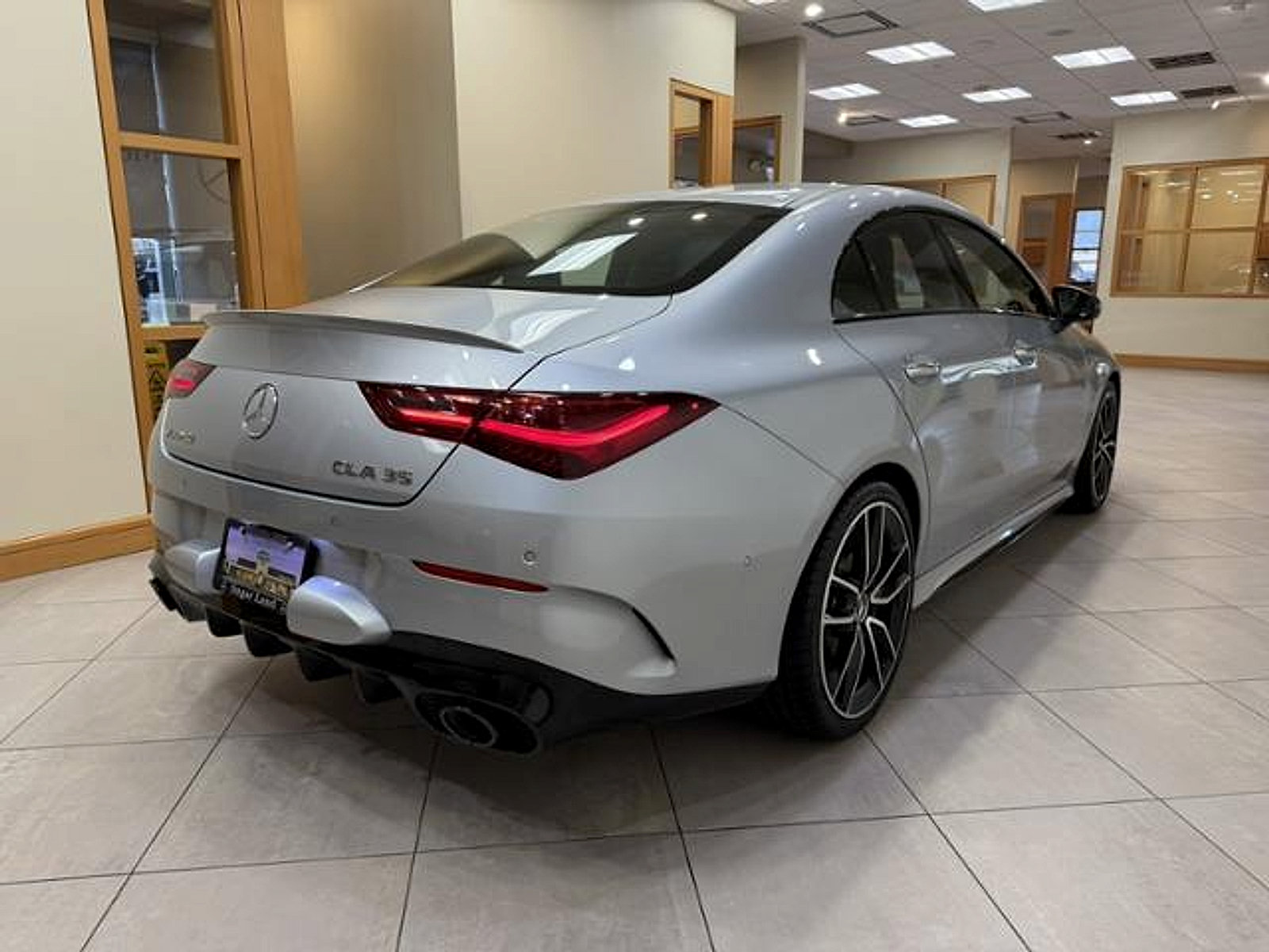 Certified 2025 Mercedes-Benz CLA 35 AMG 4MATIC image 5