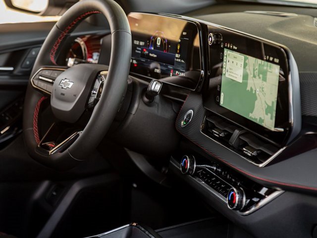 Used 2026 Chevrolet Equinox RS image 29