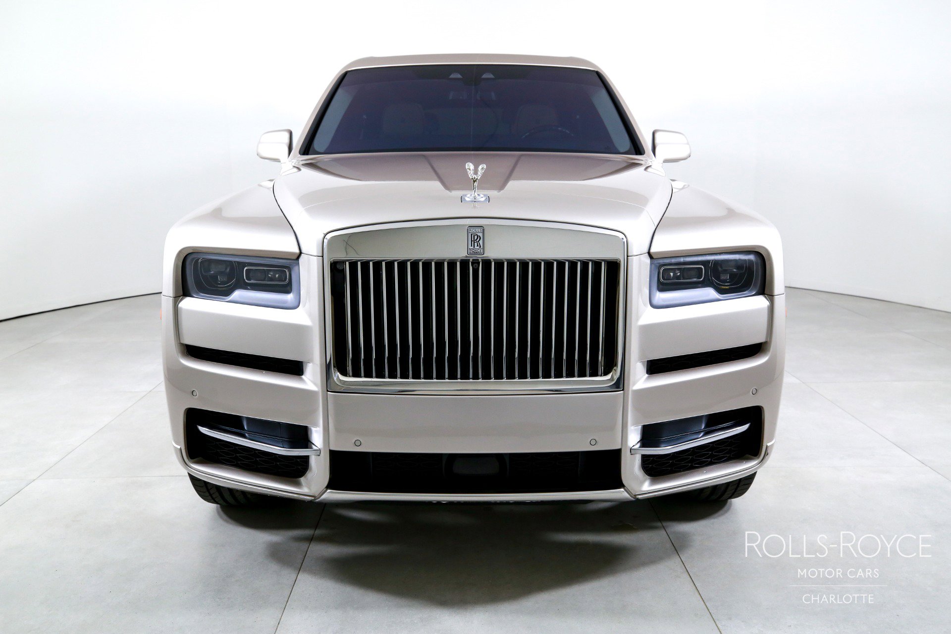 Used 2019 Rolls-Royce Cullinan image 6