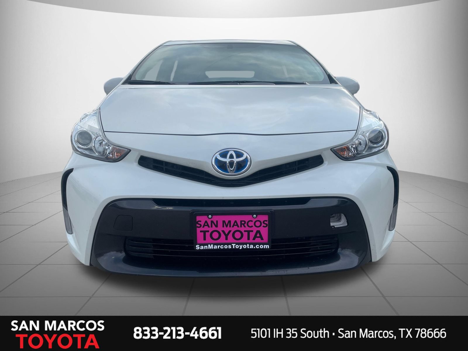 Used 2017 Toyota Prius V Four FWD image 8