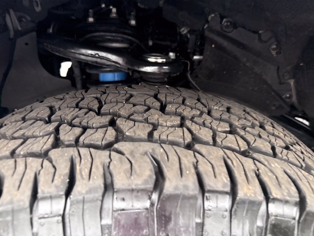 Used 2024 Toyota Tacoma TRD Off-Road w/ TRD Off Road Upgrade Package AWD/4WD image 33