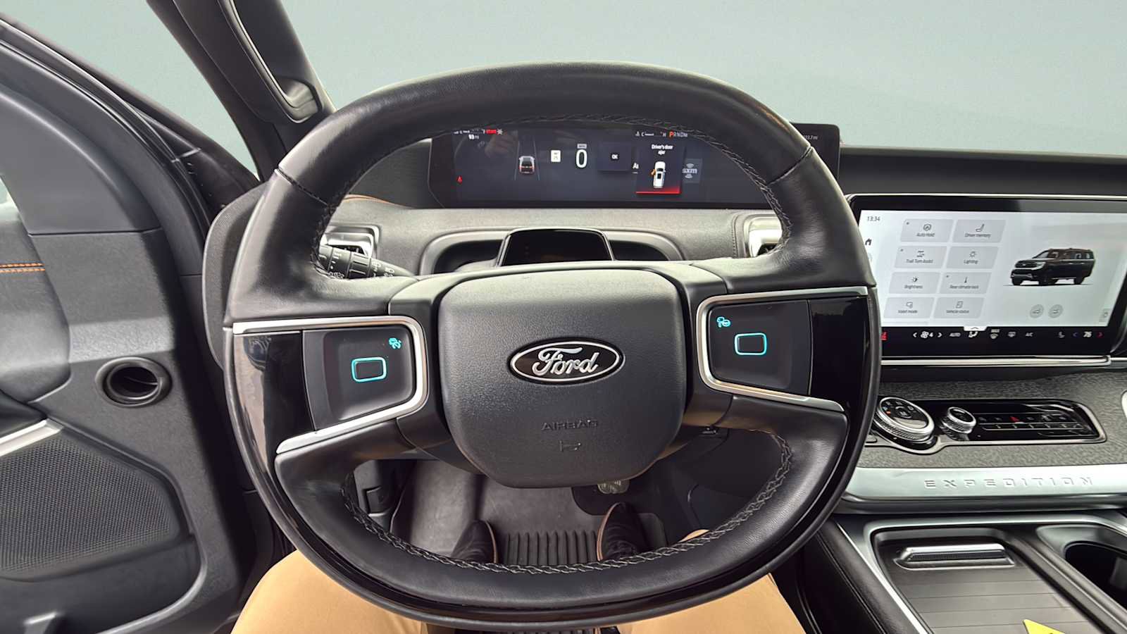 Used 2025 Ford Expedition Tremor image 31