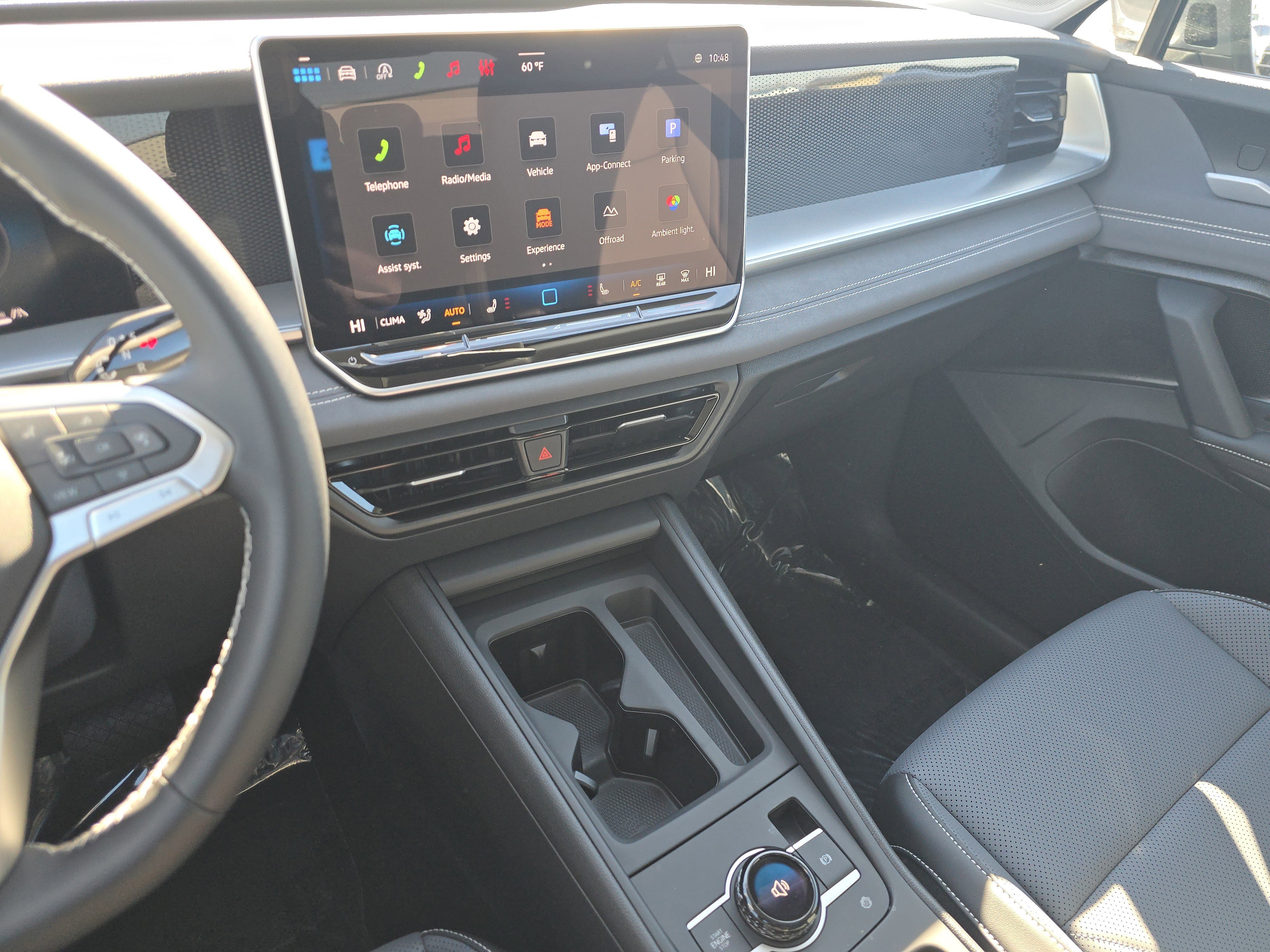 New 2026 Volkswagen Tiguan SE image 23