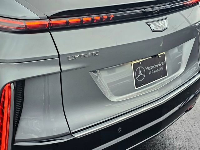 Used 2024 Cadillac Lyriq Luxury w/ LPO, Floor Liner Package image 14