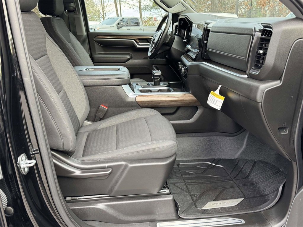 Used 2022 Chevrolet Silverado 1500 RST w/ Redline Edition image 14