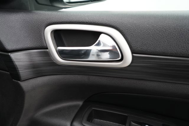 Used 2020 Jeep Grand Cherokee Altitude image 76