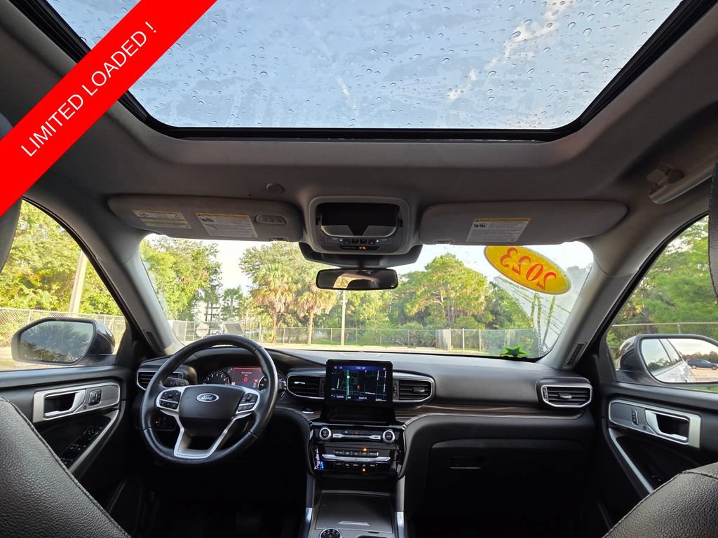 Used 2023 Ford Explorer Limited w/ Equipment Group 301A RWD image 4