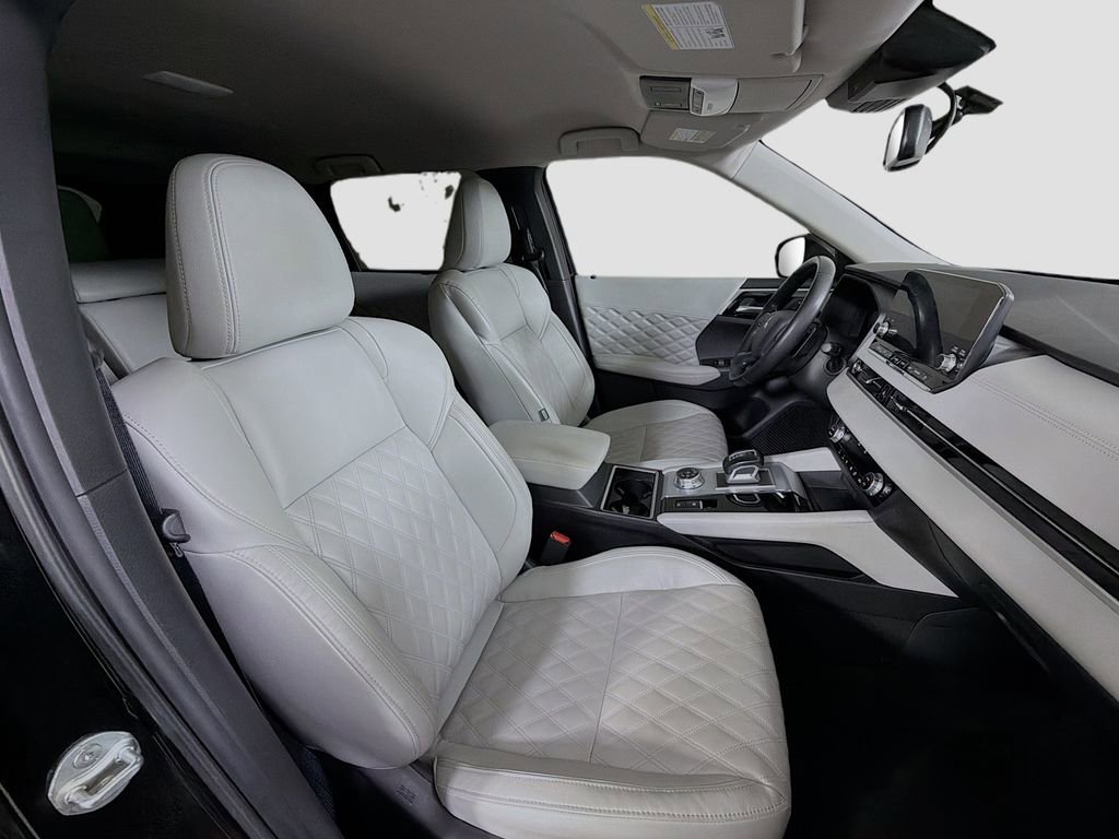 Used 2024 Mitsubishi Outlander SEL image 31