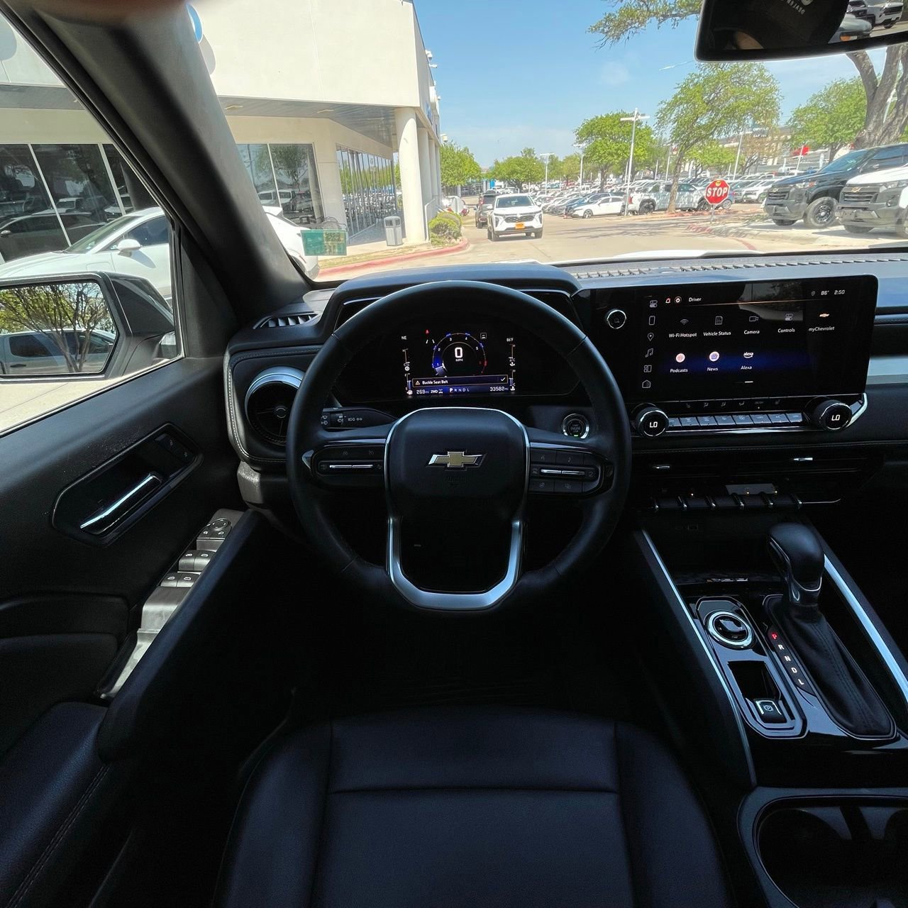 Used 2023 Chevrolet Colorado LT w/ LT Convenience Package III image 12