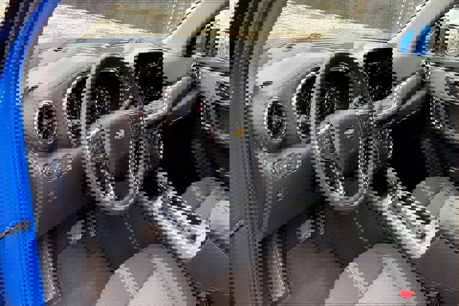 Used 2025 Chevrolet Blazer LT image 14