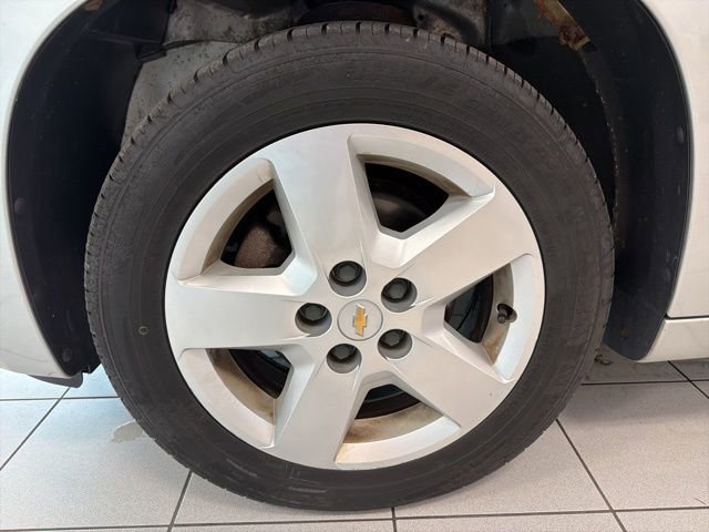 Used 2011 Chevrolet HHR LT image 11