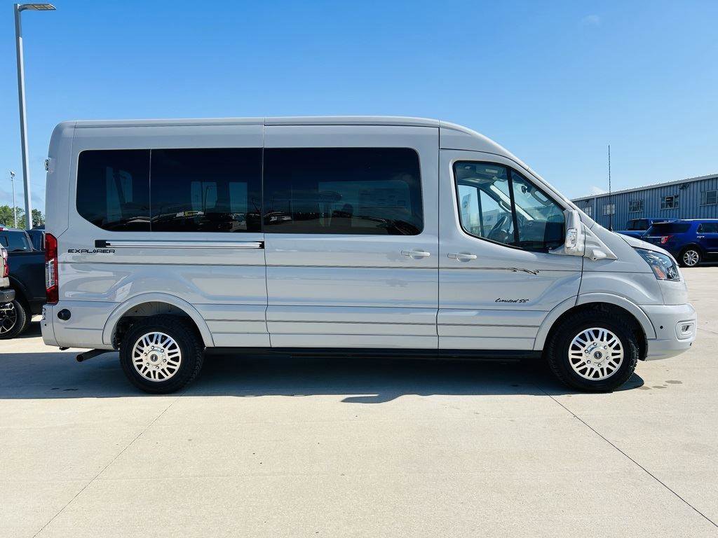 New 2025 Ford Transit 250 148 Medium Roof Extended AWD image 40
