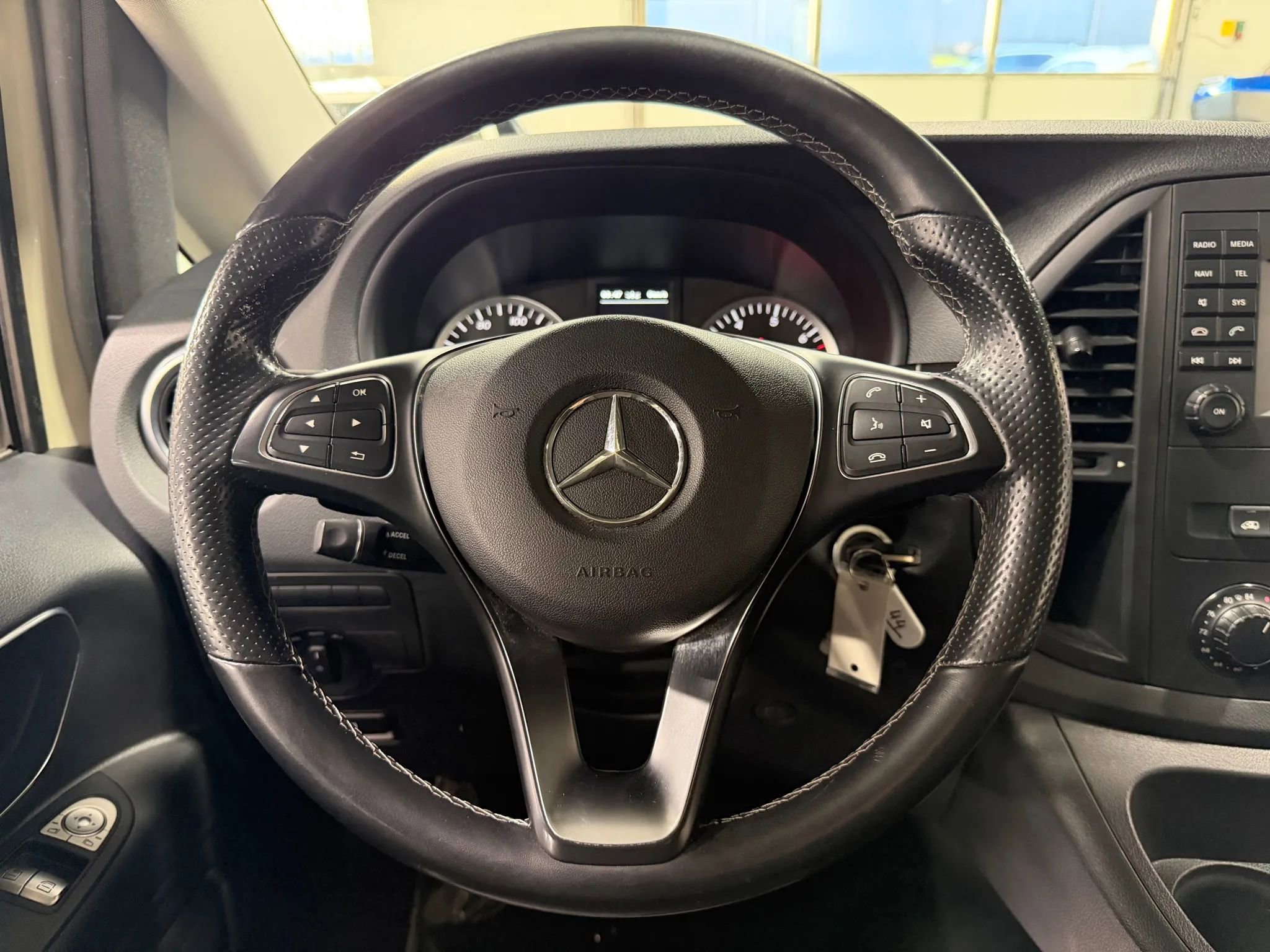 Used 2019 Mercedes-Benz Metris Passenger image 14